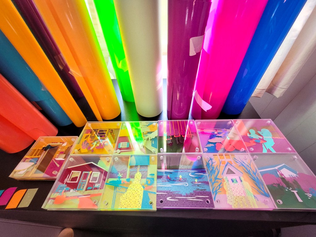 Home Phone Windows & Play for All&nbsp;Ages